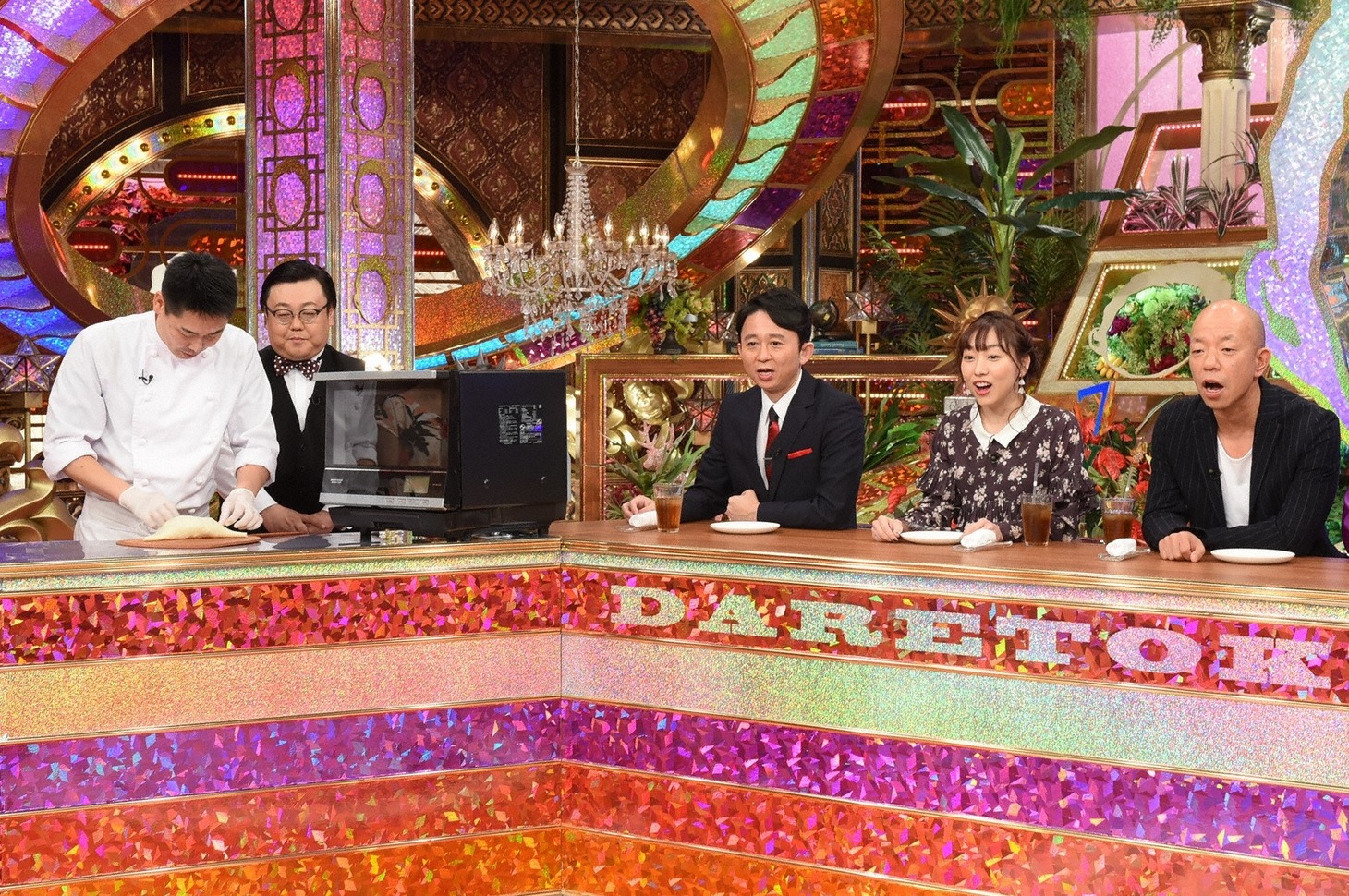 「没メニューレストラン」のワンシーン。(c)関西テレビ