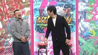 左からケンドーコバヤシ、千原ジュニア。(c)読売テレビ