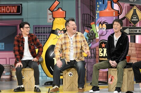 左からアンタッチャブル柴田、ブラックマヨネーズ。(c)読売テレビ