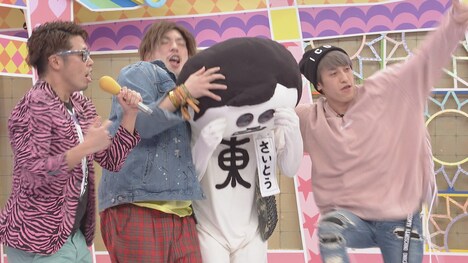 「パリピ漫才の合戦」のワンシーン。(c)中京テレビ