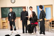 「名門！モウカリマッカー学園～西梅田校新聞部～」のワンシーン。(c)テレビ大阪