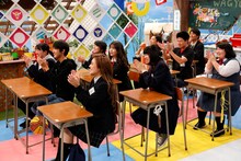 「和牛のギュウギュウ学園」の生徒たち。(c)関西テレビ