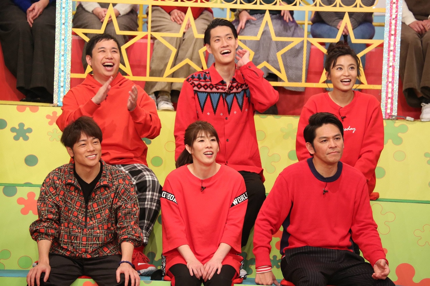 「VS嵐」に登場する「チームチャンピオン」。(c)フジテレビ