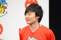 肌の白さを指摘された和牛・川西。