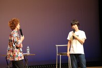 （左から）尼神インター渚、Aマッソ加納。