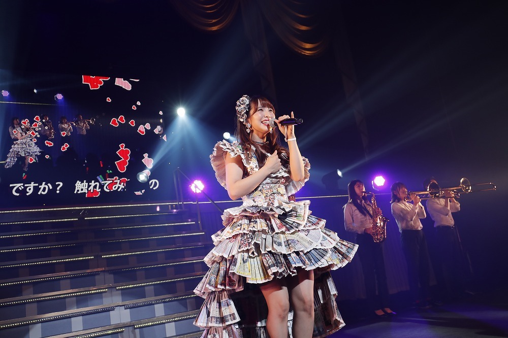 「SKE48松村香織 卒業コンサート ～これで終わると思うなよ？～」のワンシーン。