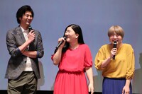 左から速水もこみち、ガンバレルーヤ。