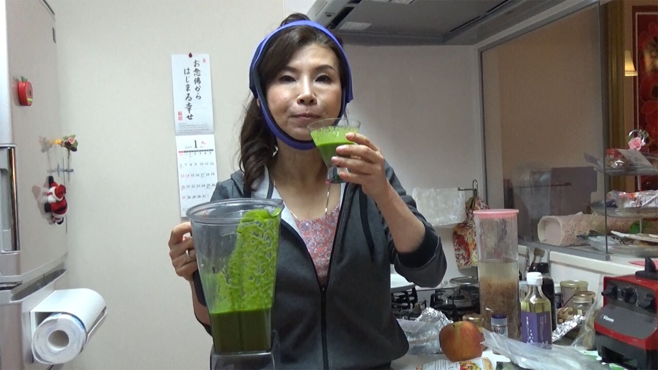 漫才師から美容番長へ、シルクの生きざまに密着「OFLIFE」