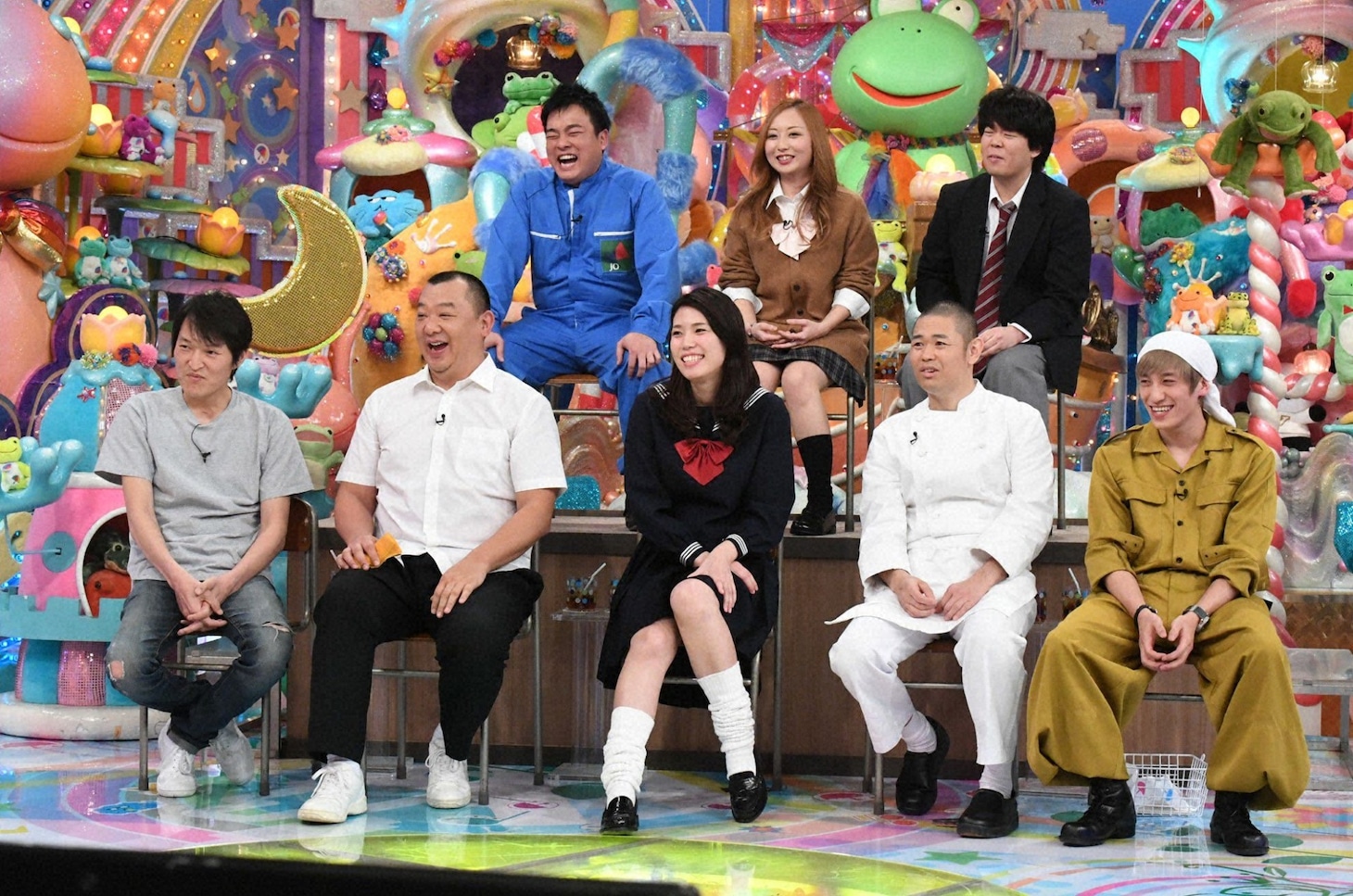 「アメトーーク！」に集結する「高校中退芸人」。(c)テレビ朝日