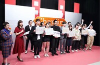 アンガールズ田中プレゼンツ企画に参加する芸人たち。