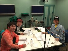 収録に臨む（左から）つぶやきシロー、温水洋一、ビビる大木。