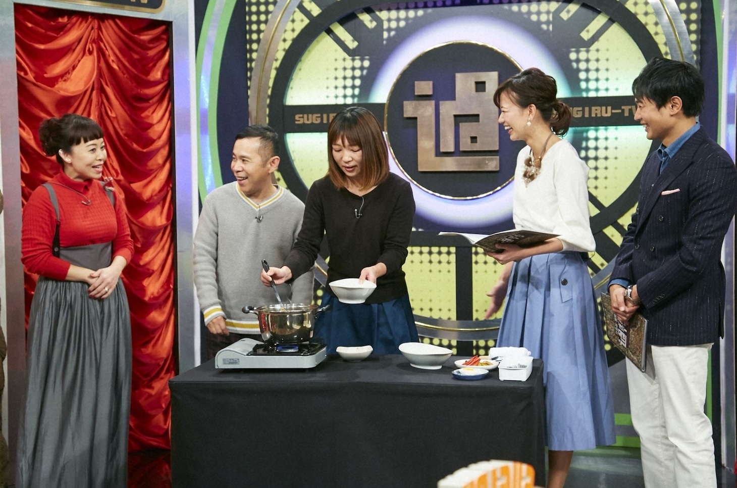 「過ぎるTV」のワンシーン。(c)ABC