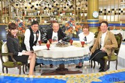 「人生最高レストラン」に出演する志村けん（中央）。