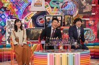 （左から）松井玲奈、雨上がり決死隊。(c)テレビ朝日