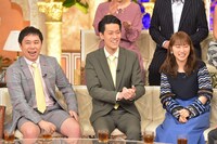 「櫻井・有吉THE夜会」にゲスト出演する（左から）霜降り明星、川栄李奈。(c)TBS