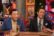 「アウト×デラックス」に出演する（左から）ナイツ塙、はなわ。(c)フジテレビ