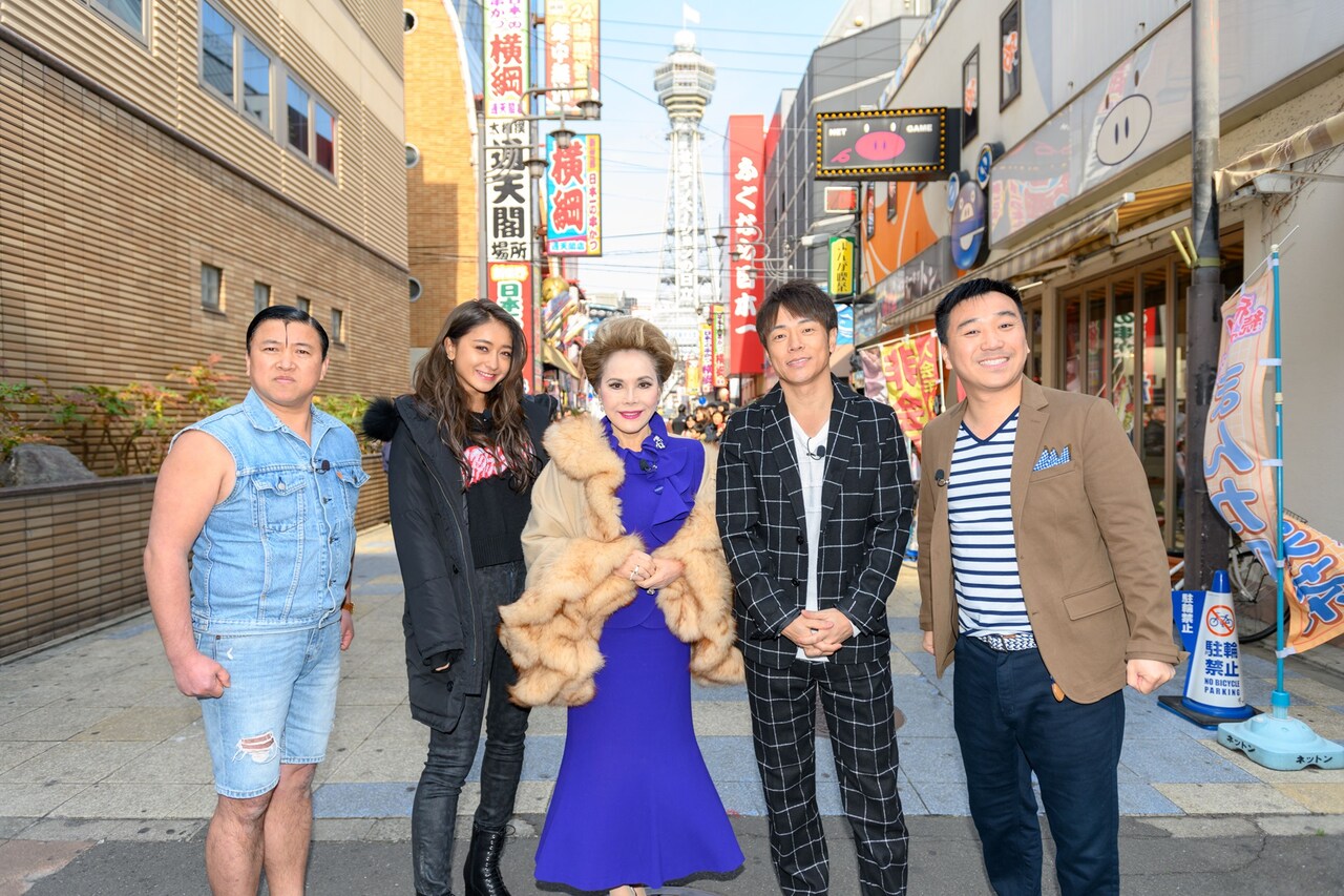 「大阪にがて克服ツアー ～ホンマはエエとこやでぇ～4」に出演する（左から）スギちゃん、池田美優、デヴィ夫人、陣内智則、月亭八光。(c)ABC