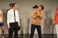 「ノーセンス トム・ブラウン」のワンシーン。