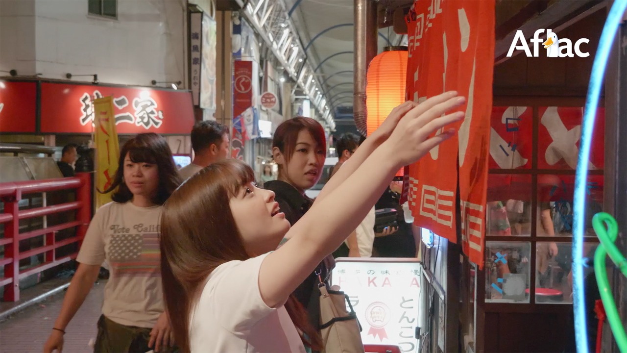 「あなたの健康を応援したい：〆ラーメン」編のメイキングカット。
