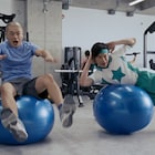 ジムでタラタラしているあばれる君に田中圭が熱血指導