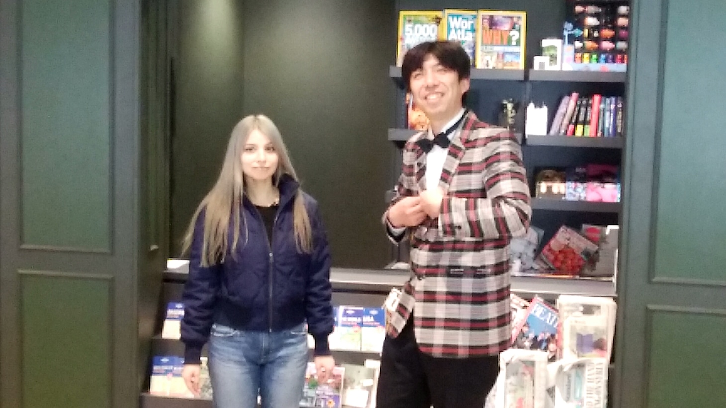 「ねづっちの英語でなぞかけ ととのいました!!」のワンシーン。(c)チバテレ
