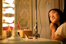 出勤の準備をするガンバレルーヤよしこ。