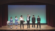「ぶちぶちシソンヌ コントライブ」の様子。