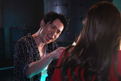 オリエンタルラジオ藤森演じる河合ユウキ。