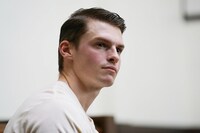 村雨辰剛演じるアメリカ人技術者。