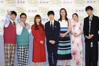 左からミキ、中川翔子、上村海成、遼河はるひ、佐野ひなこ、吉原雅斗。
