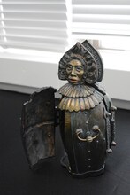 片桐仁が粘土で作った作品。