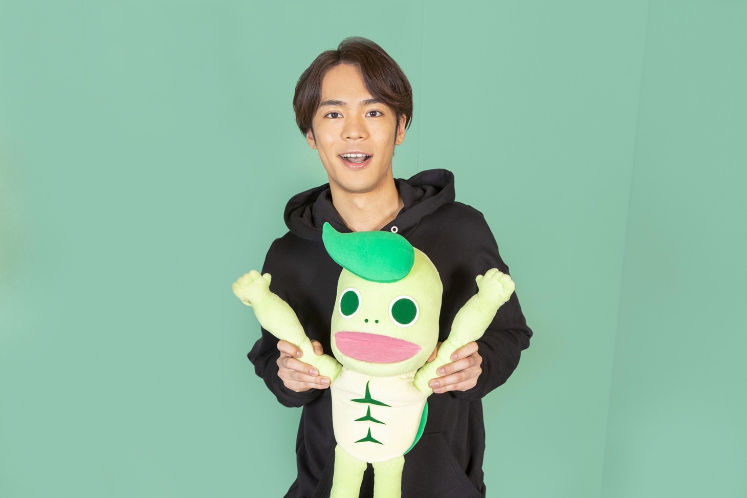 小野賢章
