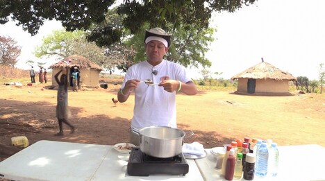 「世界の果てまでイッテQ！」のワンシーン。(c)日本テレビ