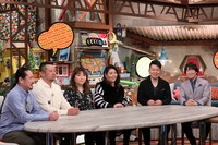 （左から）笑い飯・西田、ケンドーコバヤシ、海原やすよ ともこ、雨上がり決死隊。(c)ABC