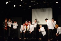 ギャグでライブを締めくくるですよ。。