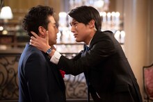 3月15日放送回より、中川大志（右）が出演するコント「大臣、あなたをお守りします」。