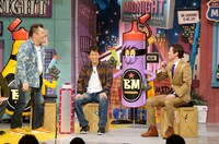 左からブラックマヨネーズ、十手リンジン西手。(c)読売テレビ