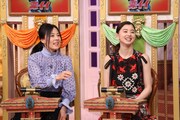 左から井森美幸、朝比奈彩。(c)日本テレビ