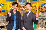 左からネプチューン名倉、辛坊治郎。(c)読売テレビ