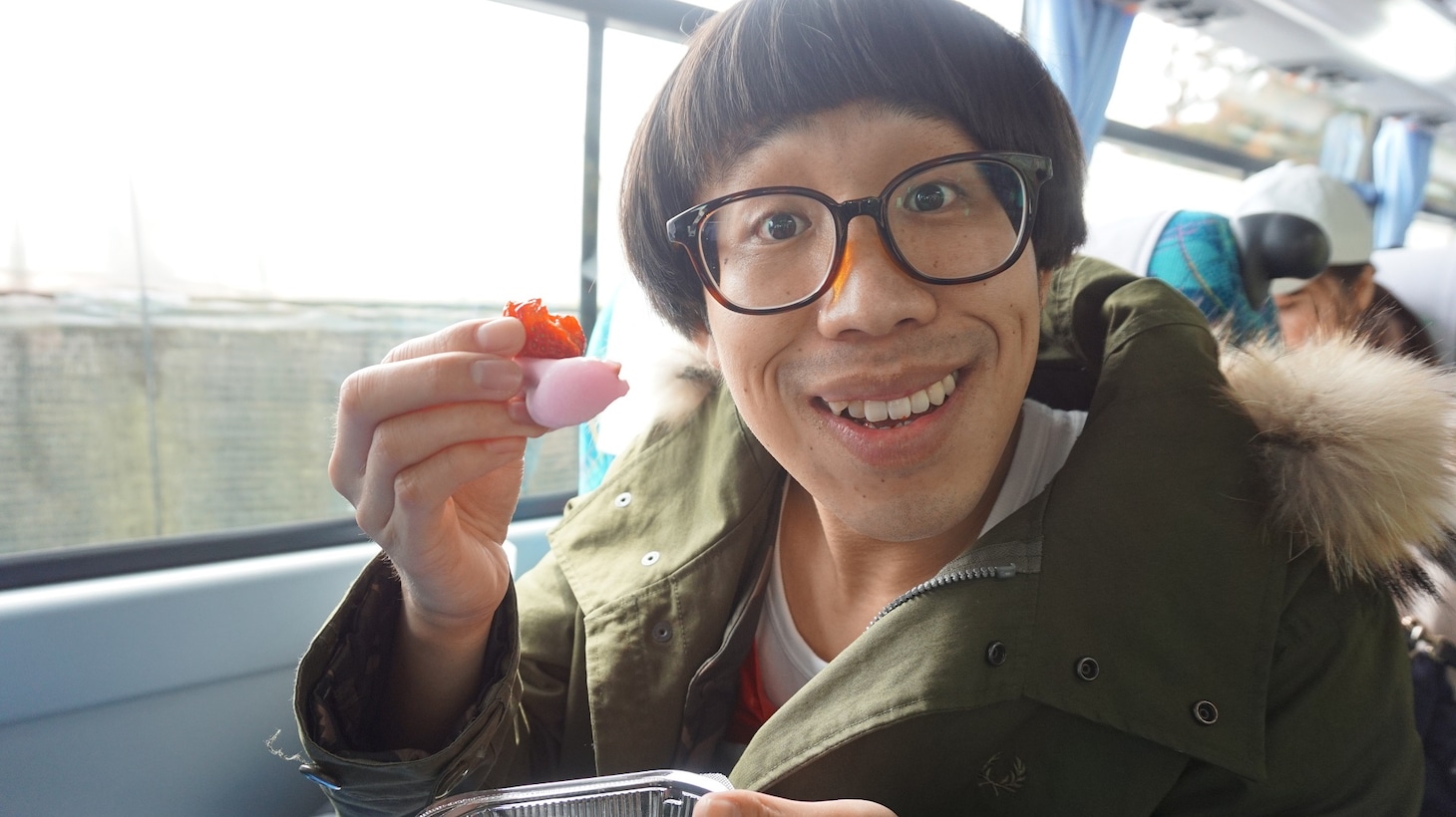 ひょっこりはん