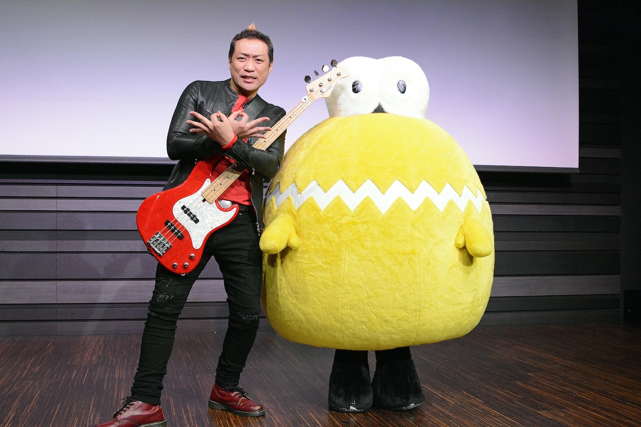 はなわがテレ玉40周年記念発表会で熱唱、ロケで疲れ果てた千鳥から祝福コメントも