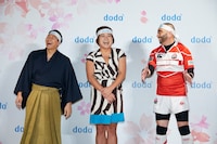 左からチョコレートプラネット、レイザーラモンRG。