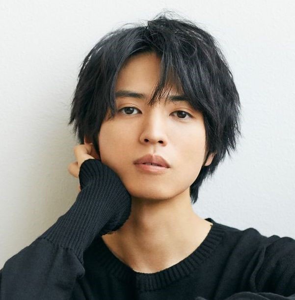 日本史の田中先生を演じる桐山漣。