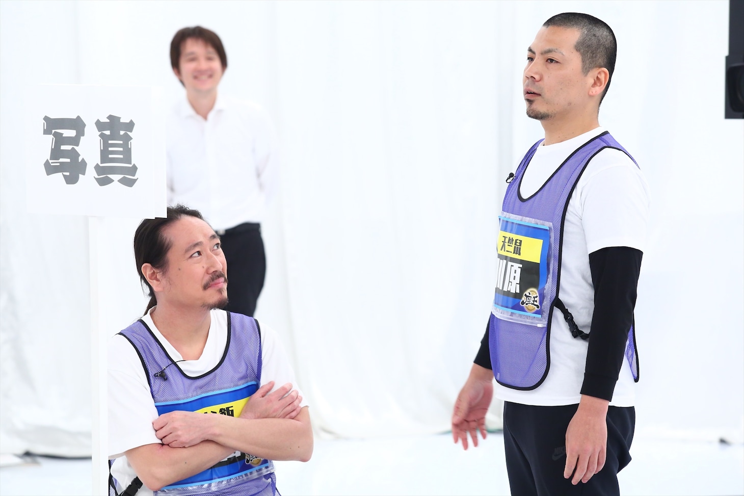 （手前左から）笑い飯・西田、天竺鼠・川原。(c)関西テレビ