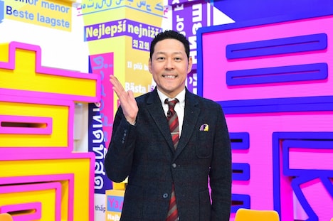 東野幸治 (c)TBS