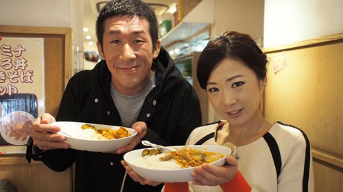 左から麒麟・田村、一条もんこ。