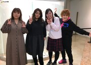 左から海原やすよ ともこ、尼神インター。