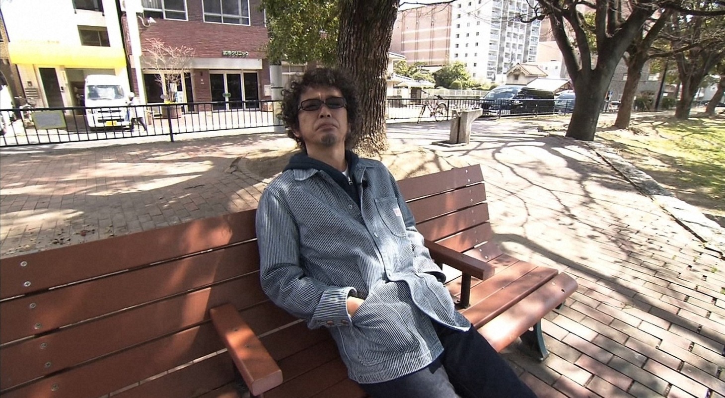 広島で相席旅を繰り広げる奥田民生。(c)ABC