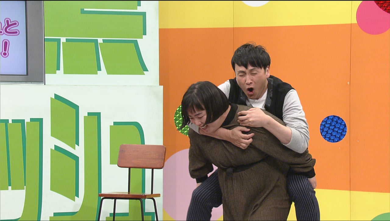 “ゆりやんジェットコースター”を体験するアンジャッシュ児嶋。(c)チバテレ