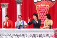 （左から）ザ・プラン9・お～い！久馬、笑い飯・西田、千原ジュニア、竹上萌奈アナ。(c)関西テレビ